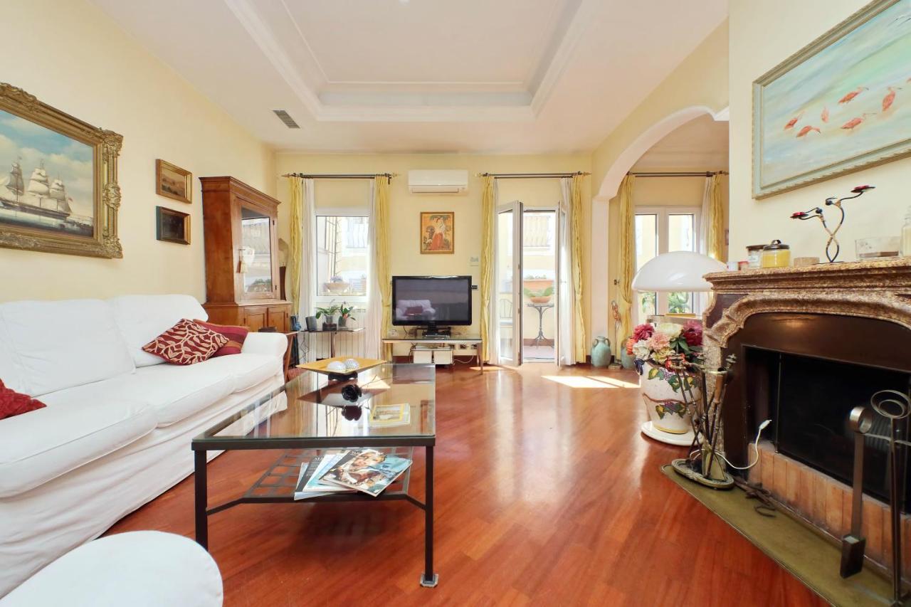 4Bnb - Luxury Trevi Apartment W Terrace Roma Exterior foto
