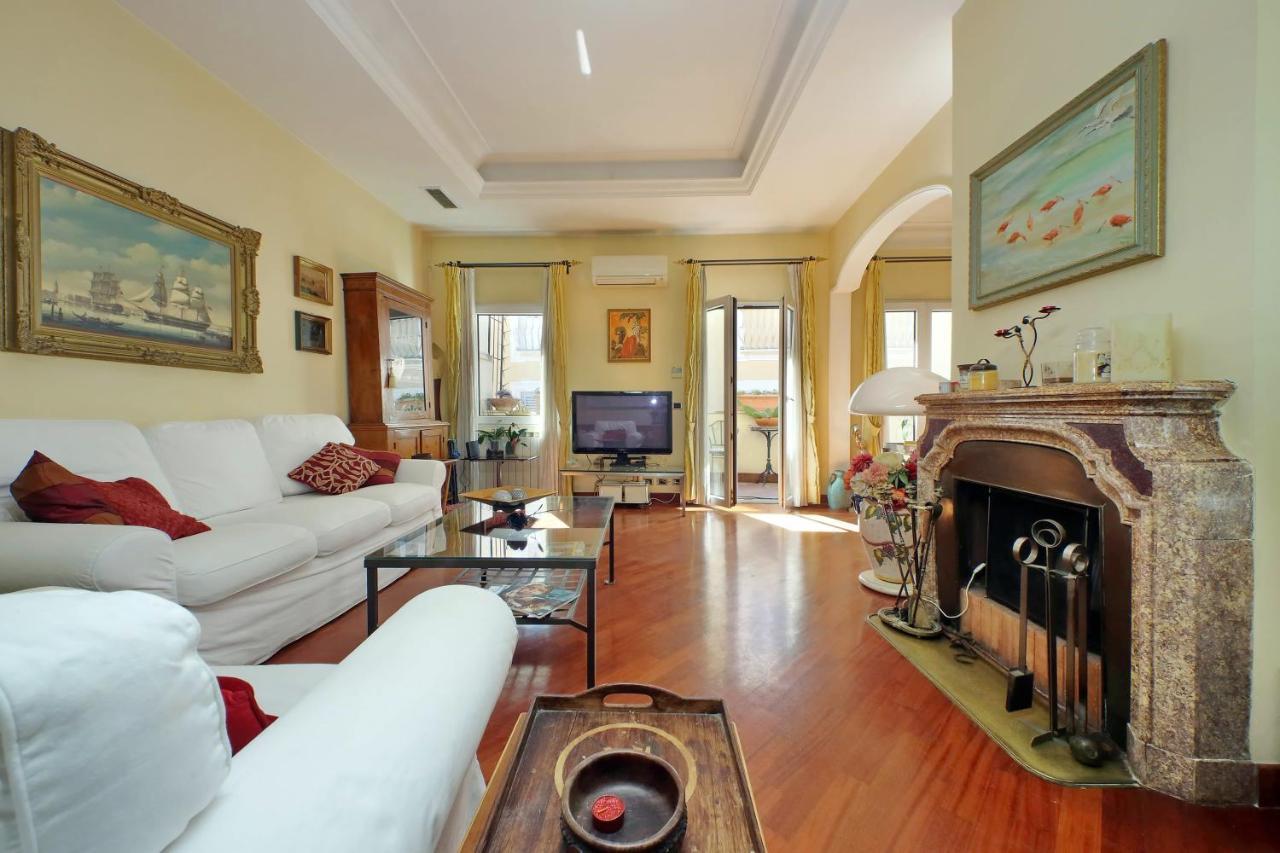 4Bnb - Luxury Trevi Apartment W Terrace Roma Exterior foto